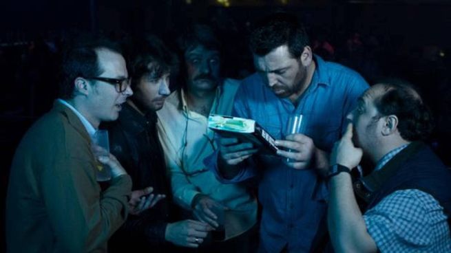 Elenco protagónico de la película El Club de los Buenos Infieles.