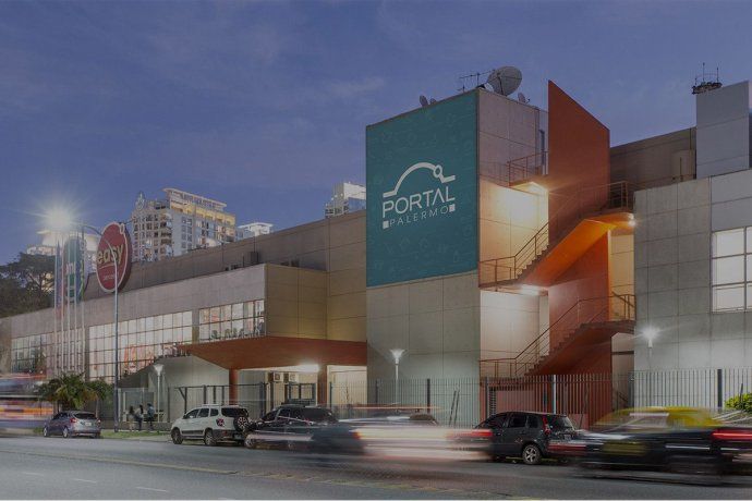 Fachada del complejo Portal Palermo, ubicado sobre las avenidas Bullrich y Cerviño, que será desocupado por Cencosud tras la venta del terreno a Consultatio por u$s127 millones Fachada del complejo Portal Palermo, ubicado sobre las avenidas Bullrich y Cerviño, que será desocupado por Cencosud tras la venta del terreno a Consultatio por u$s127 millones