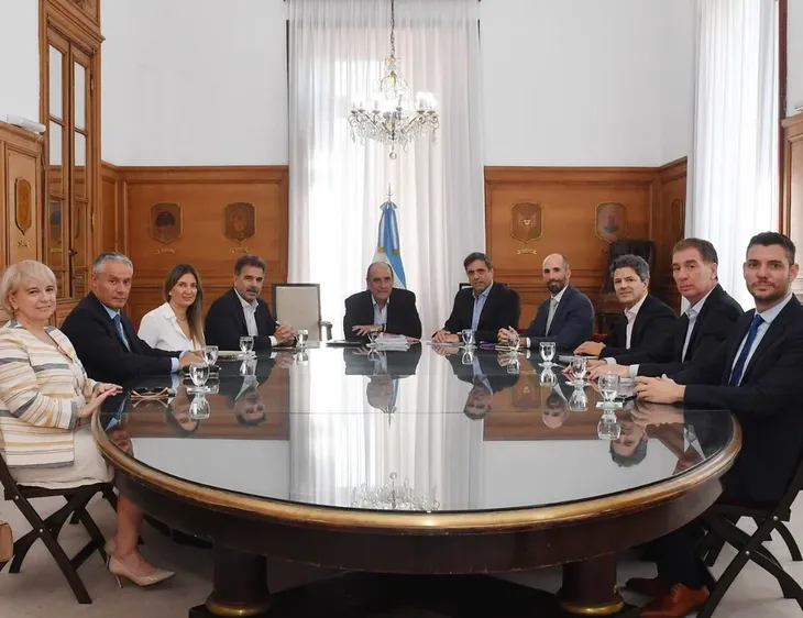 Francos con diputados dialoguistas. Francos con diputados dialoguistas.