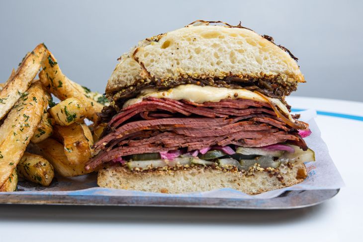 Lunches offer options to share under the formula Lunches offer options to share under the formula