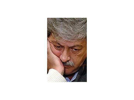 Buzzi, prudente, esperará una comunicación oficial por parte del Gobierno.