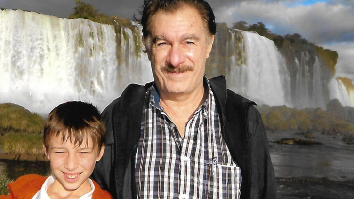 Storani junto a su hijo, que falleció a los 14 años. Storani junto a su hijo, que falleció a los 14 años.