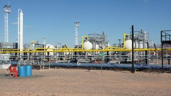 shell se asocia con oil & gas para avanzar con sus inversiones en vaca muerta