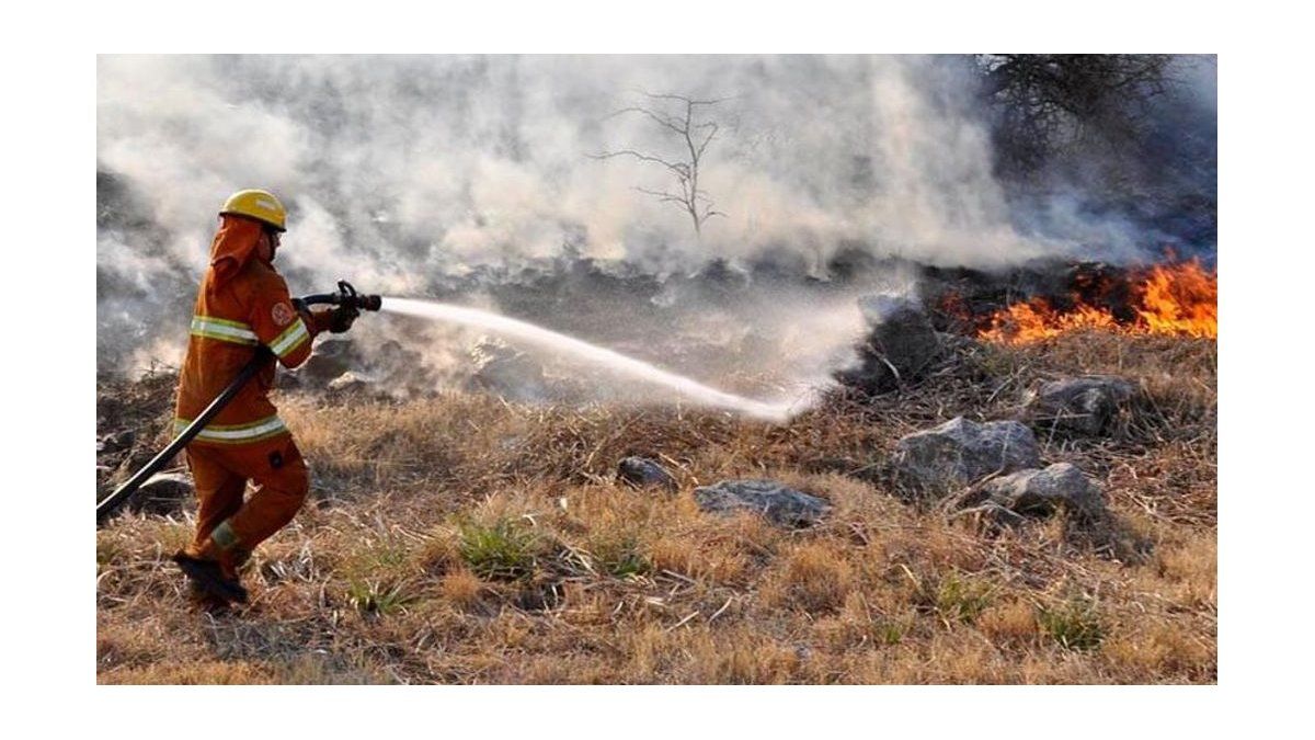 Córdoba: no hay focos activos pero alertan sobre posibles nuevos incendios