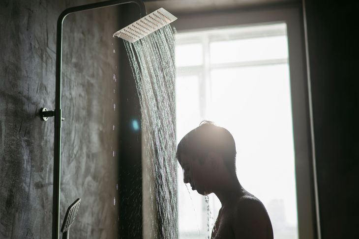 With this cutting-edge invention, gone are the days when forgetting a towel became a scene of screams and where choosing a soap could take hours of choosing in front of the shelves. With this cutting-edge invention, gone are the days when forgetting a towel became a scene of screams and where choosing a soap could take hours of choosing in front of the shelves.