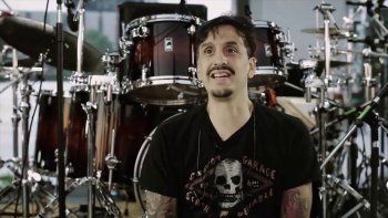 murio martin carrizo, hermano de caramelito y baterista del indio solari