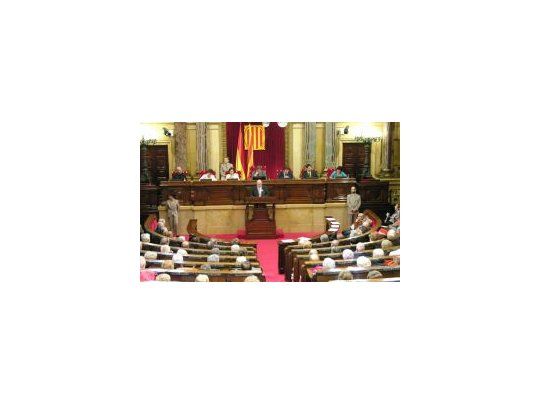 El parlamento catalán aprobó exigirle a España la autonomía fiscal.