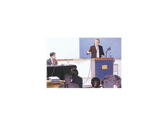 En la Universidad Di Tella, Guillermo Nielsen, quien encabeza las conversaciones con elFMI, habló el viernes sobre la situación de la deuda pública y las negociaciones.