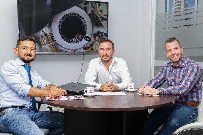 leonardo-villanueva-presidente-valerza-diego-zuliani-gerente-general-y-pablo-luro-commercial-mannage