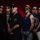 Kapanga presentó un nuevo adelanto de su álbum de versiones. Kapanga presentó un nuevo adelanto de su álbum de versiones.