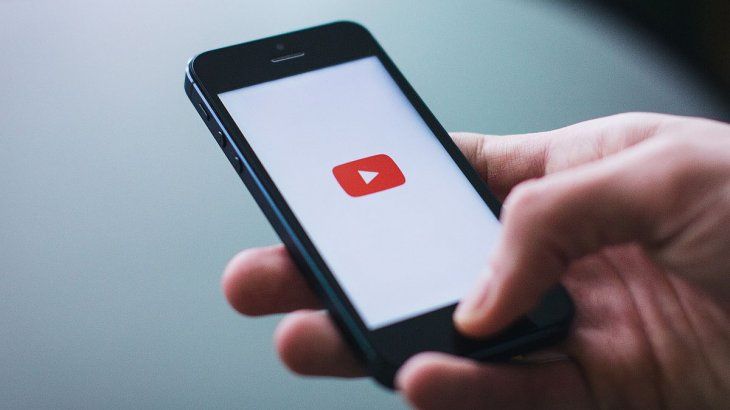 YouTube.
