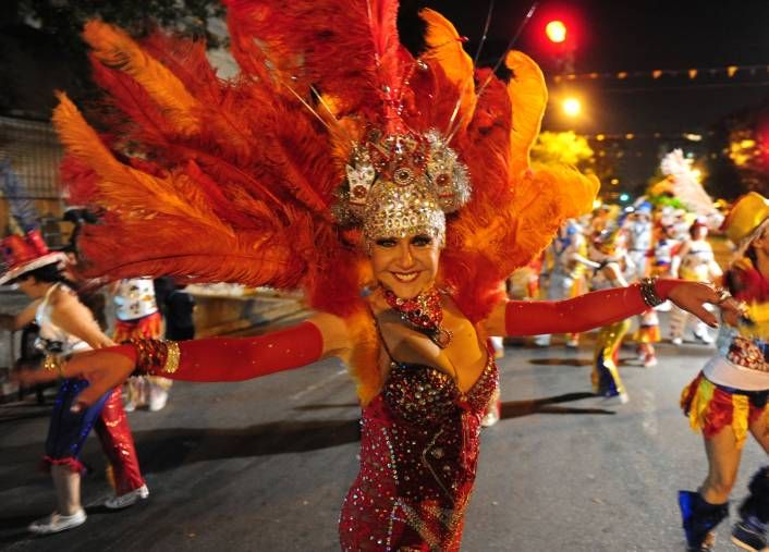 Miles de porteños disfrutaron el comienzo de los Carnavales 2015 (foto 2)