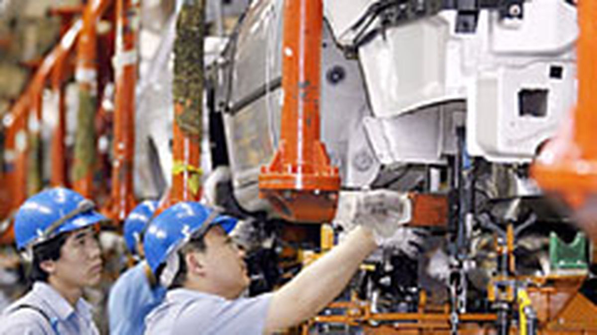 Ca�da r�cord en las ganancias industriales de China: las utilidades se desploman un 13,1% en noviembre