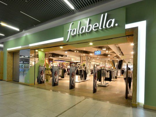 Parte de la inversión buscará reparar las tiendas dañadas en Chile durante la crisis social