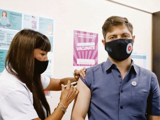 Tempranero. Kicillof fue el primer mandatario en vacunarse.&nbsp;