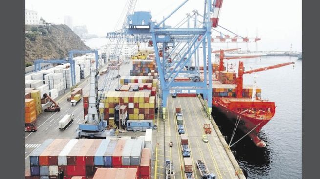 retroceso. En enero se registró una baja de exportaciones santafesinas con foco en productos de la cadena agroindustrial.