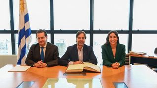 El presidente Luis Lacalle Pou nombró formalmente a Rodrigo Ferrés y Mariana Cabrera.