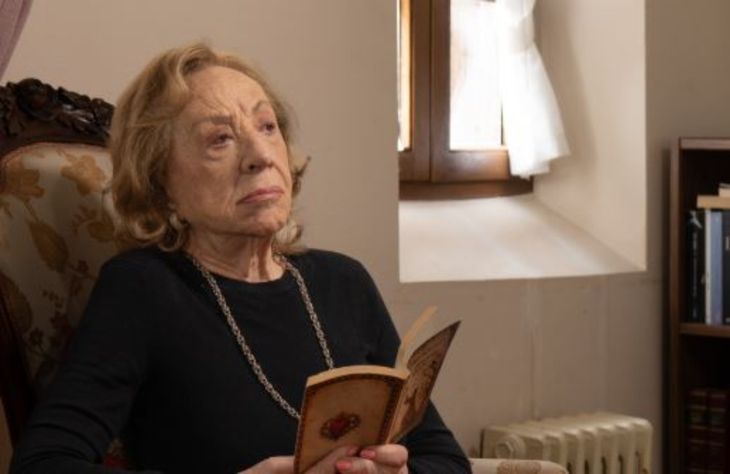 La actriz Luz Fernández de Castillo interpreta a Clara. La actriz Luz Fernández de Castillo interpreta a Clara. 