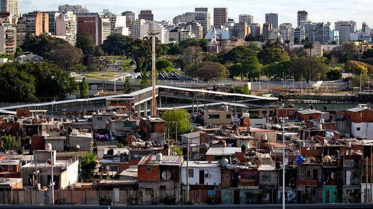 Oxfam acusó al poder corporativo de hacer crecer la desigualdad