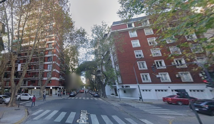Una de las viviendas está en un edificio ubicado en La Pampa y Cuba (Foto: Google Street View) Una de las viviendas está en un edificio ubicado en La Pampa y Cuba (Foto: Google Street View)