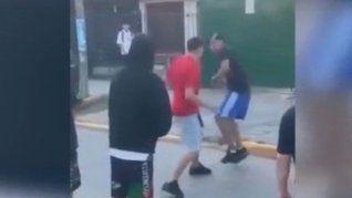 Adolescentes se cruzaron a golpes en Merlo