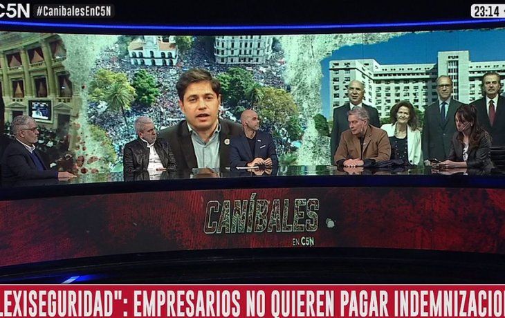 Julián Guarino acompañado por Aníbal Fernández, José Manuel Ubeira, Roberto Feletti, y Natalia Salvo.&nbsp;