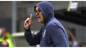 Bielsa espera por su futuro en Francia.