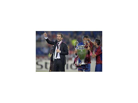 Increíble. Aún los equipos más poderosos del mundo necesitan refuerzos para mejorar.