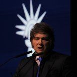 Javier Milei compartió en redes un video cantando “Libre” de Nino Bravo para conmemorar la caída del Muro de Berlín. Javier Milei compartió en redes un video cantando “Libre” de Nino Bravo para conmemorar la caída del Muro de Berlín.