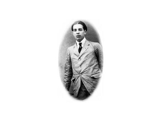 En su juventud, Jorge Luis Borges, según la escritora Nuria Azancot, era un adicto a la ruleta que inventaba fórmulas para ganar.