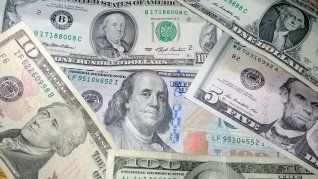 Algunas operaciones con los puts que tienen los bancos movieron el dólar en los últimos días. La secuencia que despierta la tensión cambiaria