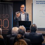 El presidente del Banco Central del Uruguay, Guillermo Tolosa, insistió en desdolarizar la economía para brindar mayor estabilidad. El presidente del Banco Central del Uruguay, Guillermo Tolosa, insistió en desdolarizar la economía para brindar mayor estabilidad.