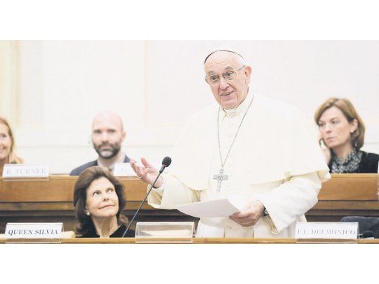 seminario. El Papa cerró el encuentro organizado por el Vaticano con discurso donde criticó al poder financiero oculto detrás del narcotráfico.