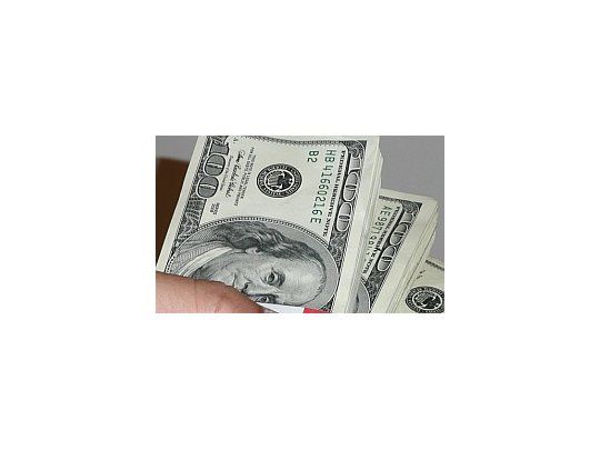 Dólar subió medio centavo. El blue cedió a $ 6,36