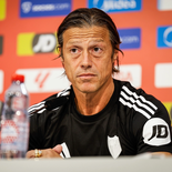 Mientras espera viajar a México para firmar con Rayados, Matías Almeyda estuvo de fiesta en la Argentina y se viralizó un video bailando malambo. Mientras espera viajar a México para firmar con Rayados, Matías Almeyda estuvo de fiesta en la Argentina y se viralizó un video bailando malambo.