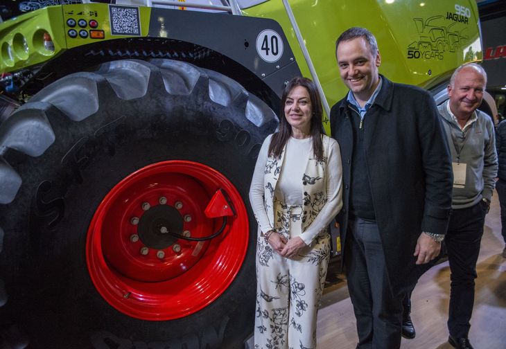 Manuel Adorni y Sandra Pettovello este jueves en La Rural. Manuel Adorni y Sandra Pettovello este jueves en La Rural.