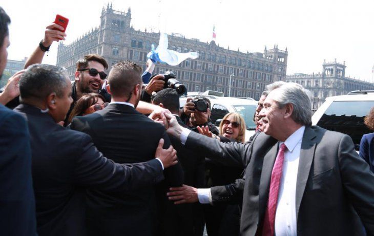 El presidente electo, Alberto Fernández durante su visita a Mexico.