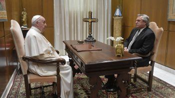 deuda, pandemia y pobreza: la agenda de alberto y el papa francisco