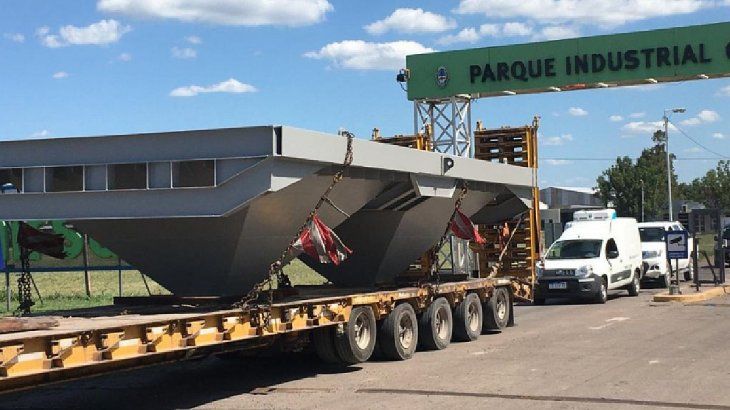 La máquina de minería se construye en el parque industrial Comirsa, en la localidad bonaerense de Ramallo.