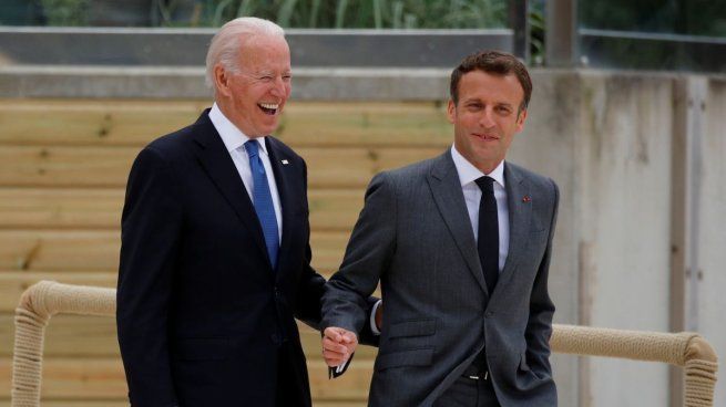 Biden y Macron alcanzaron un acuerdo para ayudar a Ucrania