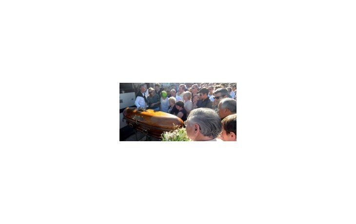 Dolor. Una multitud despidió al santafesino de 22 años.