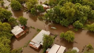 Las lluvias superaron los 300 milímetros en dos días y provocaron inundaciones en distintas localidades de Corrientes.