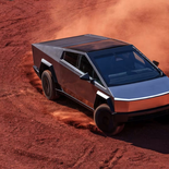 Tesla busca acceder al régimen de importación sin aranceles, un paso que podría facilitar la llegada oficial de sus vehículos al mercado argentino. Tesla busca acceder al régimen de importación sin aranceles, un paso que podría facilitar la llegada oficial de sus vehículos al mercado argentino.