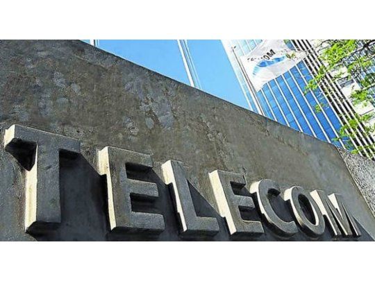 Por Telecom crece debate sobre venta de acciones de la ANSES