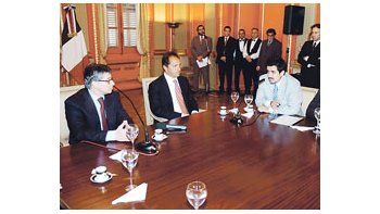 Convenio con Italia: El acuerdo fue suscripto por el gobernador bonaerense, Daniel Scioli, y el ministro de la Producción, Alejandro Arlía, con el presidente de Emilia-Romagna, Vasco Erran