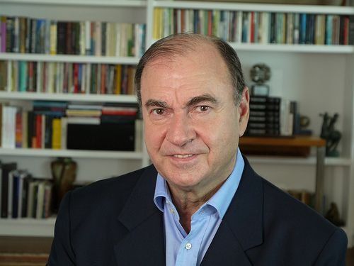César Maia tiene más de 40 años de carrera en la política. César Maia tiene más de 40 años de carrera en la política.