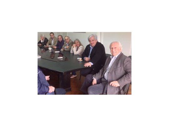 El cineasta se reunió con el titular del gremio de Judiciales y el dirigente peronista en las oficinas del bloque de Proyecto Sur, en Rivadavia al 1800, de esta Capital.