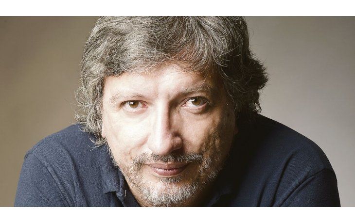 ámbito.com | Olguín. A la protagonista de mi novela no le preocupa el tema del incesto con el hijastro. A ella lo que la desvela es el tema de la infidelidad”.