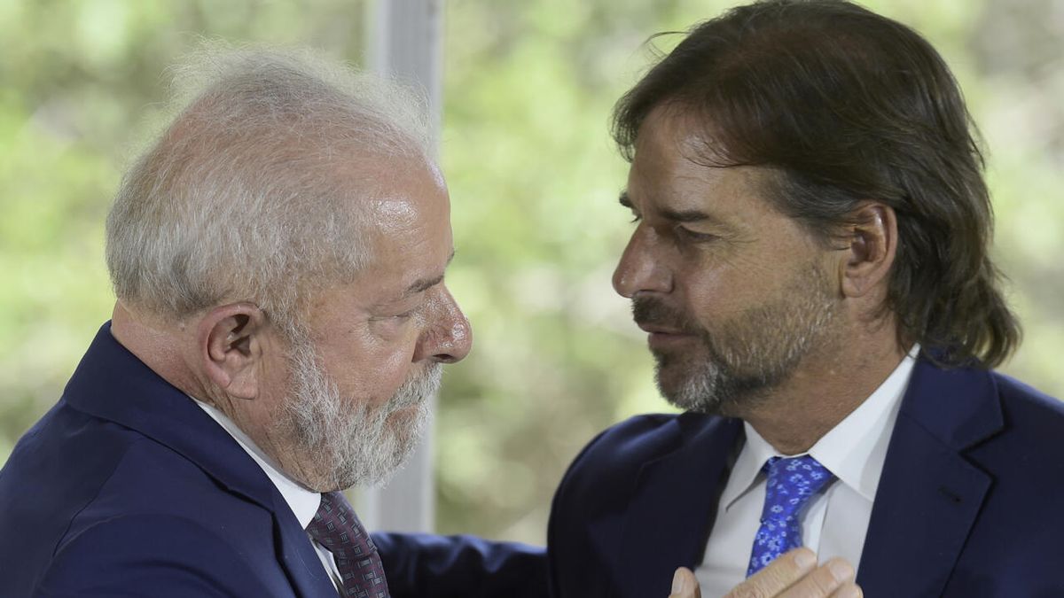 What did Lula da Silva say about the presidents’ retreat in which Lacalle Pou is participating?