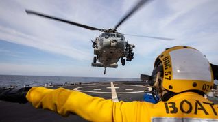 Irán aseguró que su Armada atacó una fragata estadounidense en el estrecho de Ormuz con dos misiles. Irán aseguró que su Armada atacó una fragata estadounidense en el estrecho de Ormuz con dos misiles.